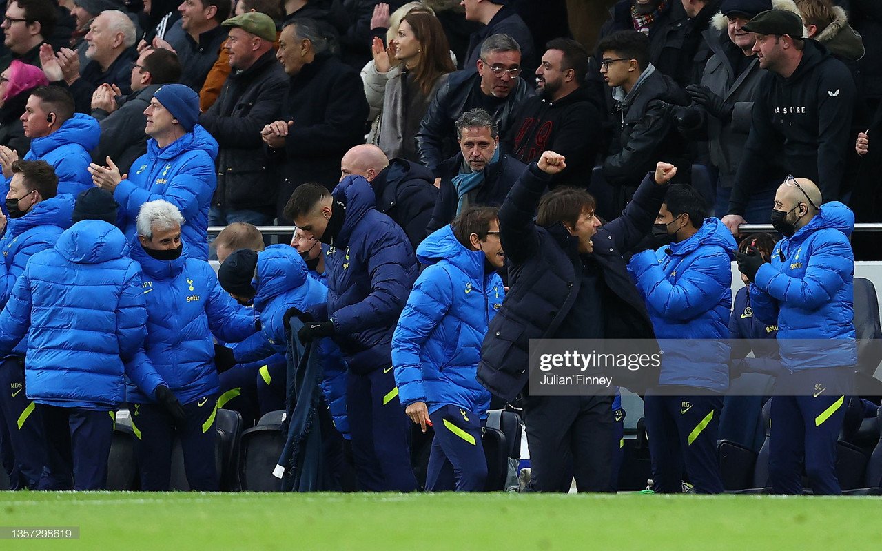 Antonio Conte leads Spurs to third consecutive league win 