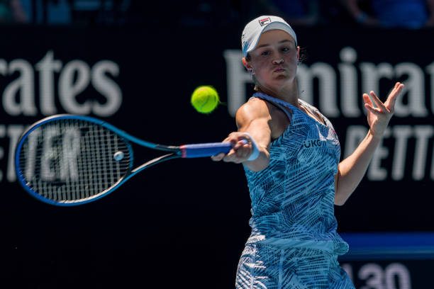 2022 Australian Open Day 2 women's wrapup: Barty, Osaka, Krejcikova roll; Anisimova knocks out Bencic