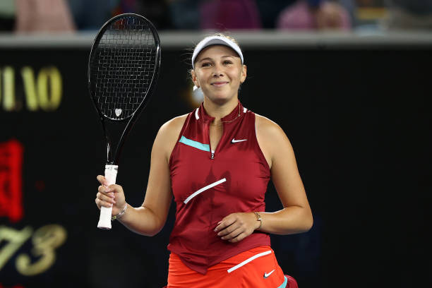 2022 Australian Open: Amanda Anisimova stuns Naomi Osaka in three sets