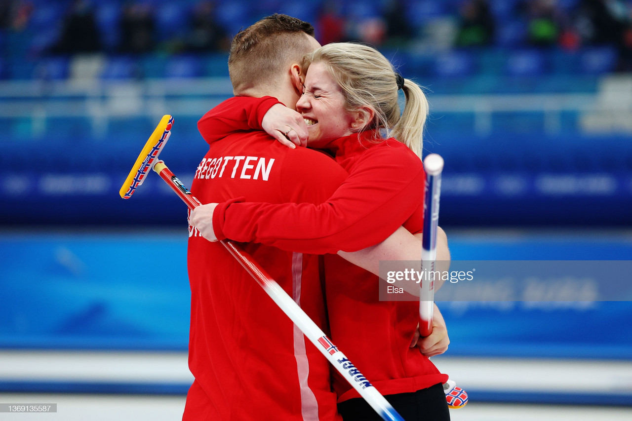 2022 Winter Olympics: Norway edge Great Britain to reach mixed doubles curling gold medal game