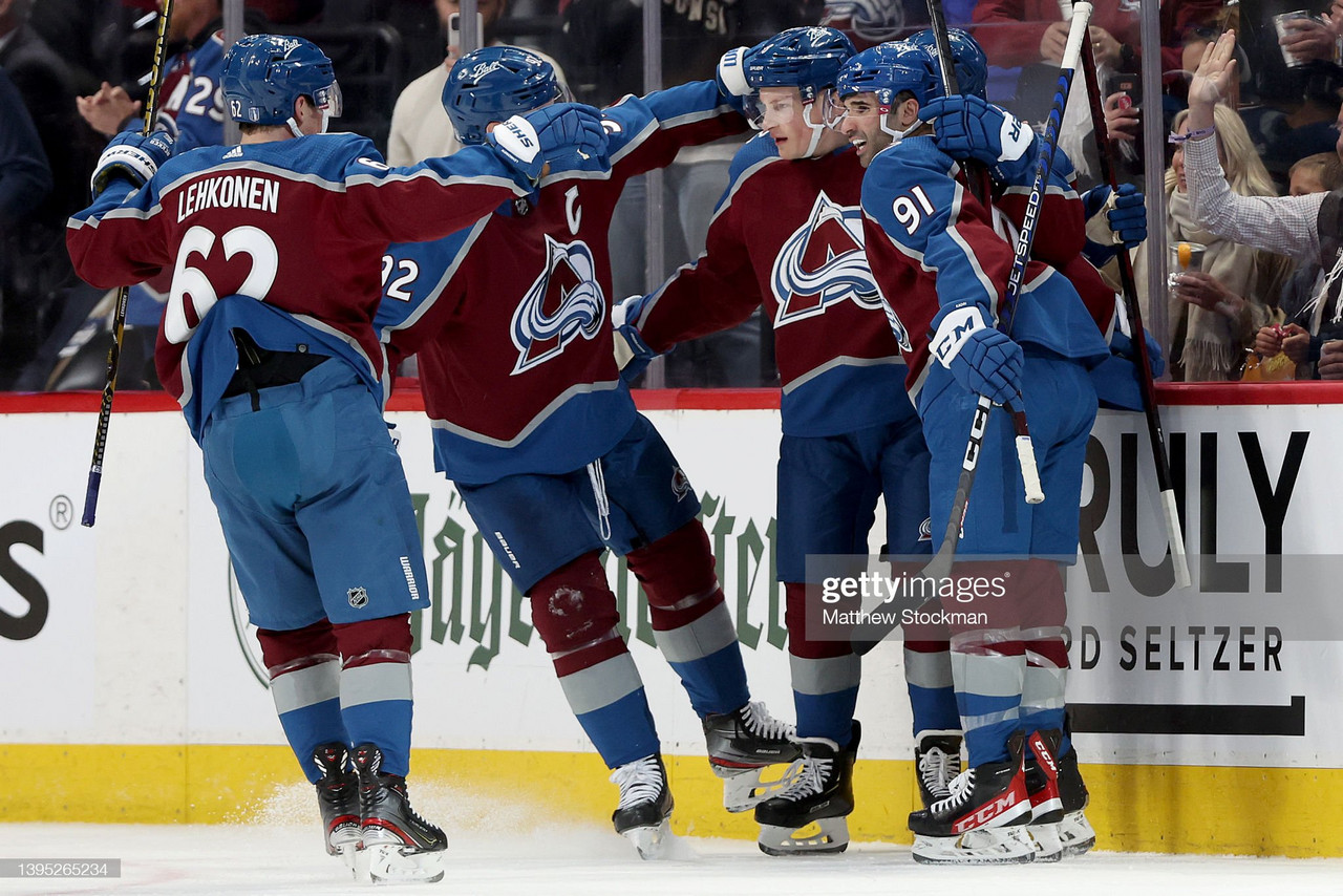 2022 Stanley Cup playoffs: First-period outburst leads Avalanche past Predators in Game 1