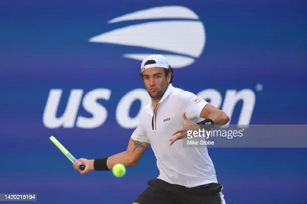 2022 US Open: Matteo Berrettini powers past Andy Murray in four sets