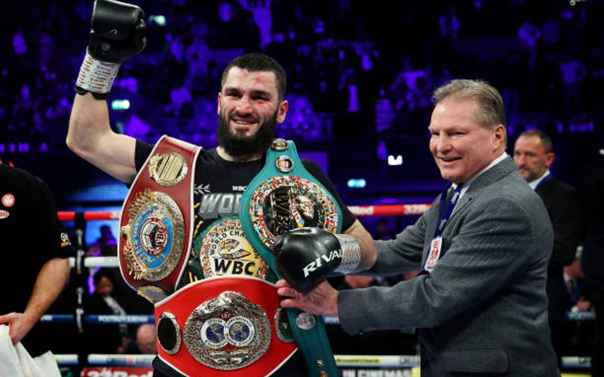 Highlights and best moments of Artur Beterbiev vs Callum Smith in Light Heavyweight Title