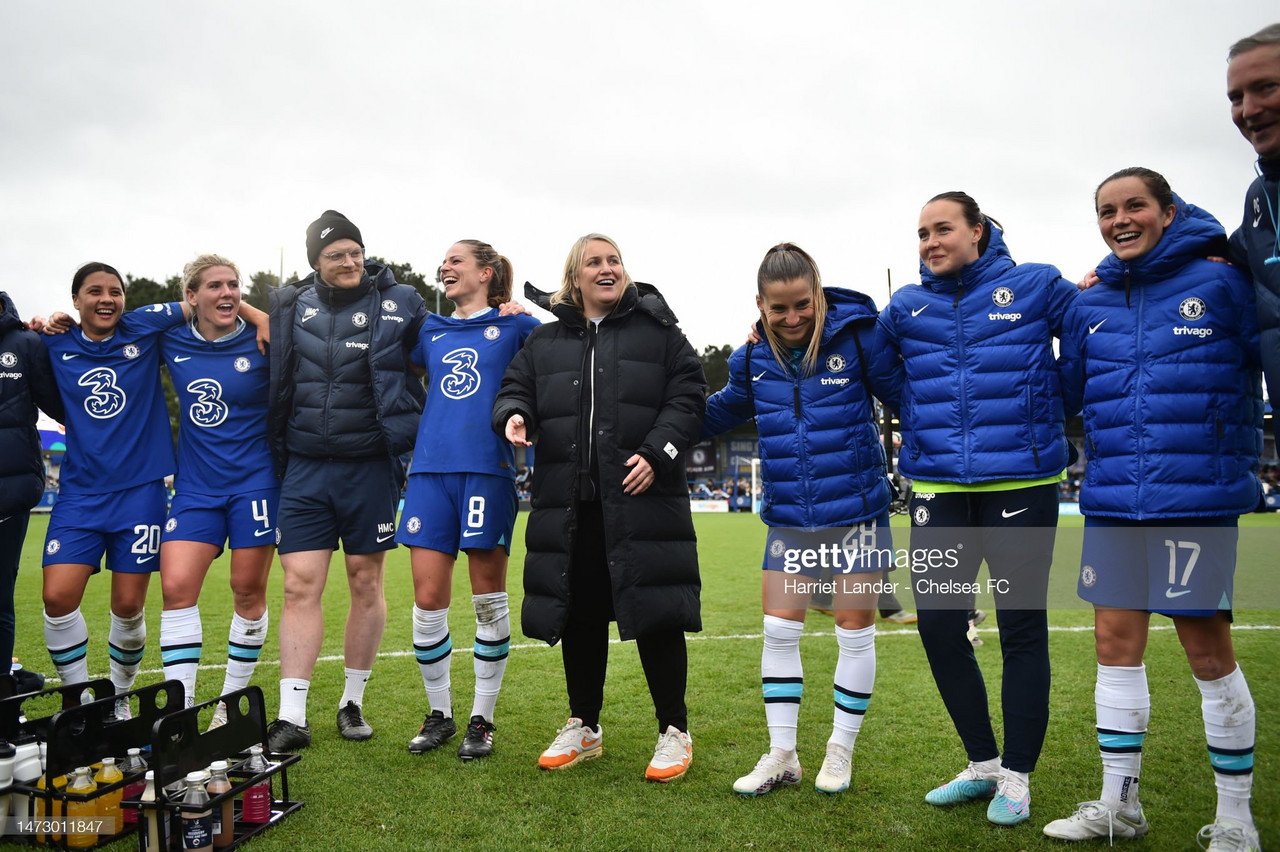 Emma Hayes and Sam Kerr wax lyrical as Chelsea go top of the table