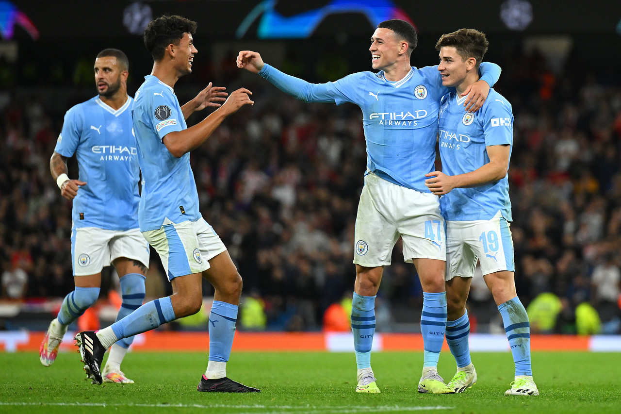 FK Crvena Zvezda vs Man City 2-3 Live Stream Champions League Football UCL  Match Score Highlights 