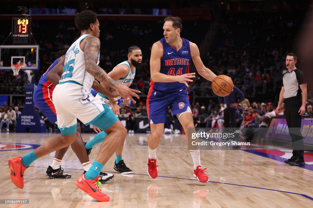 NBA: Detroit Pistons stun the Charlotte Hornets 