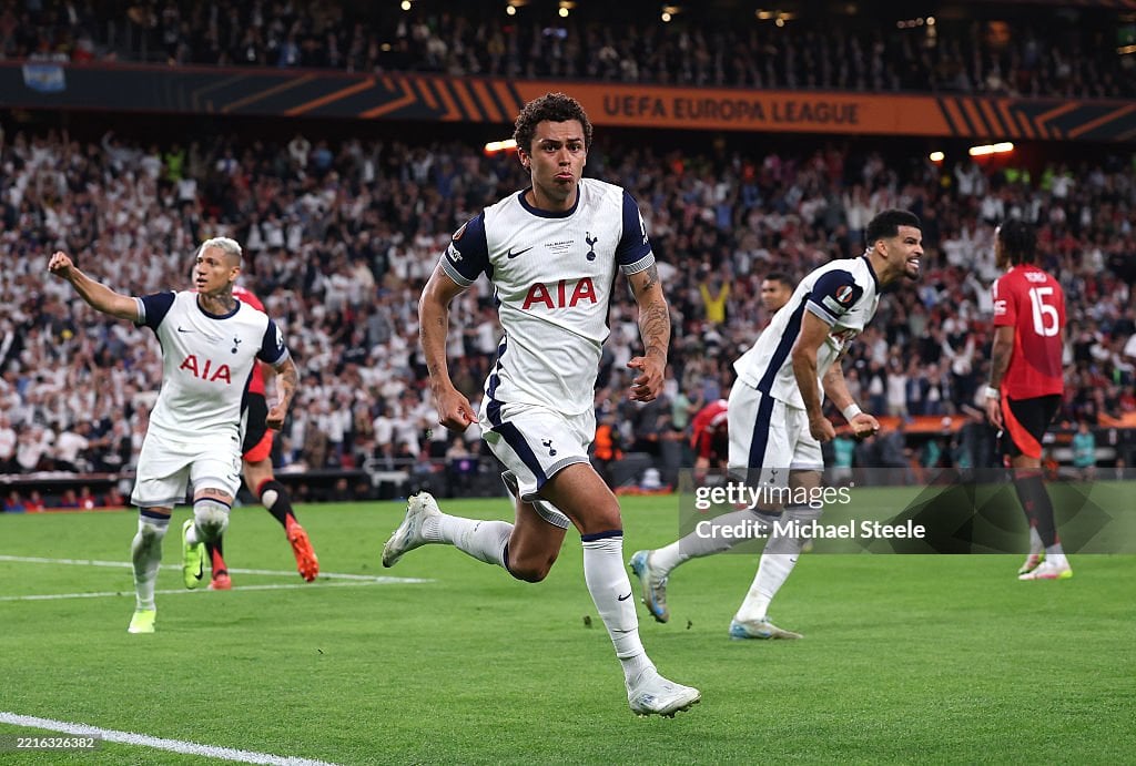 Tottenham 1-0 Man Utd: Johnson's scrappy goal claims Europa League for Postecoglou's Spurs