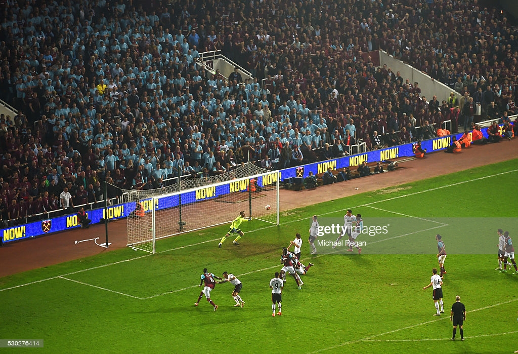 Classic Encounters: West Ham United VS Manchester United