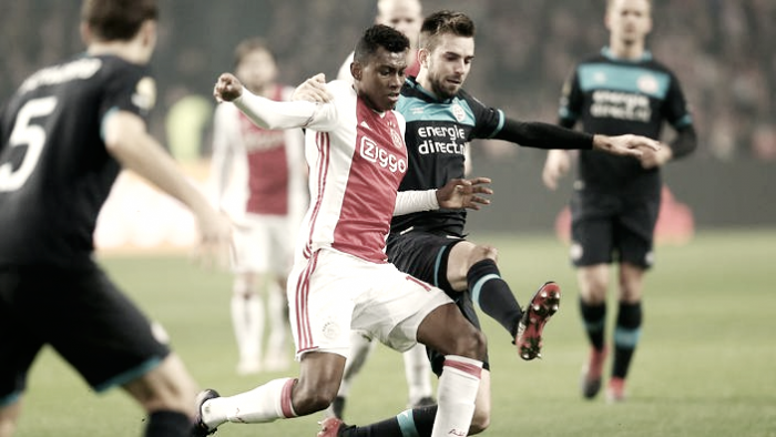 Eredivisie: pari tra PSV ed Ajax, ne approfitta ed allunga il Feyenoord