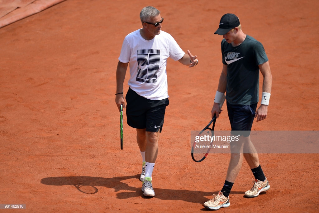 Kyle Edmund splits with coach Fredrik Rosengren