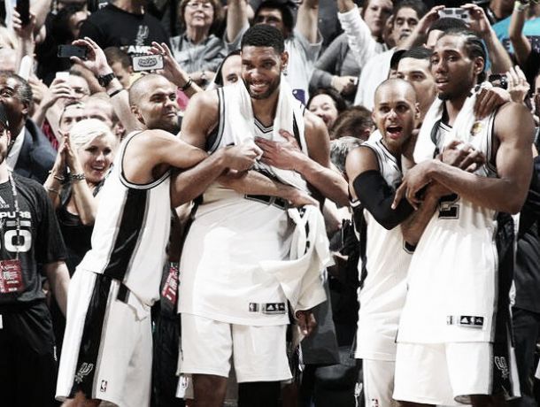 Les Spurs champions