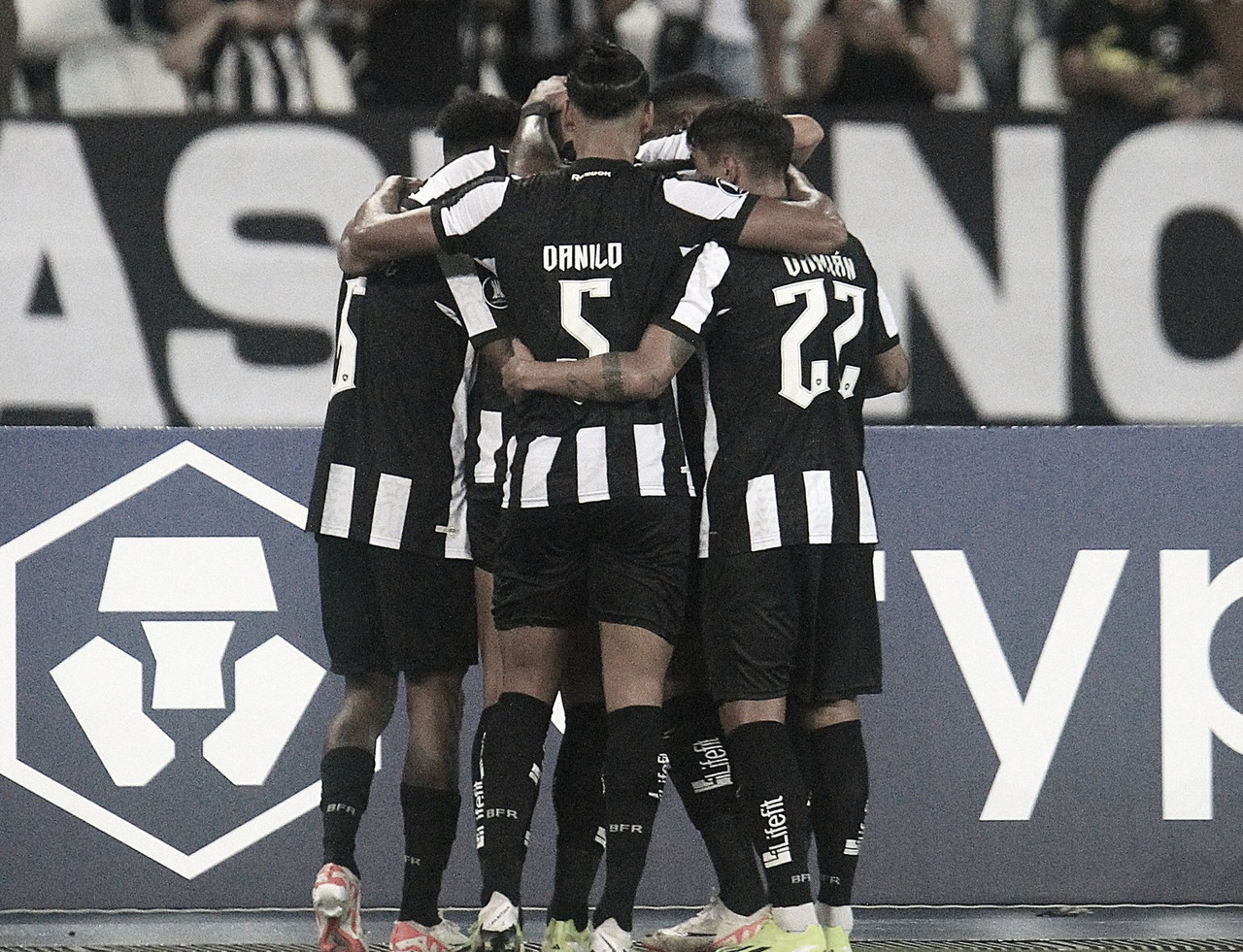 Valendo vaga na fase de grupos da Libertadores, Botafogo encara RB Bragantino