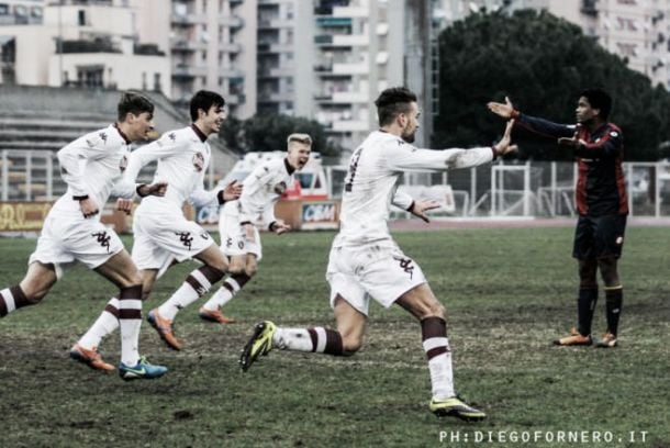 L'Italia che verrà: il Torino vince ancora e agguanta la vetta, finisce 2-1 con il Genoa