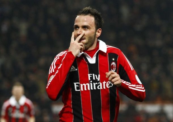 Verona - Pazzini, ecco la firma