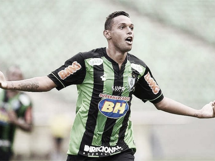Confirmado: lateral-esquerdo Gilson está de volta ao América-MG Confirmado: lateral-esquerdo Gilson está de volta ao América-MG