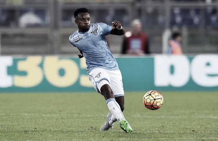 Após conflito com elenco da Lazio, Onazi assina com Trabzonspor Após conflito com elenco da Lazio, Onazi assina com Trabzonspor