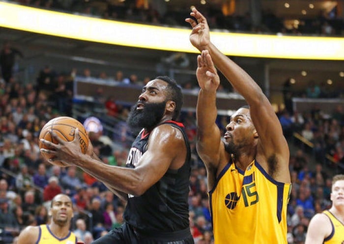 NBA - Harden e Paul sontuosi, i Rockets s'impongono in casa dei Jazz