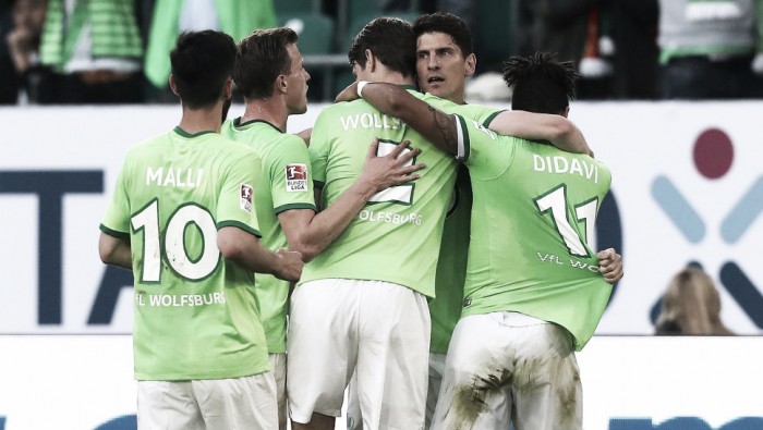 Super Mario ao resgate! Gomez marca e Wolfsburg abre vantagem diante do Braunschweig
