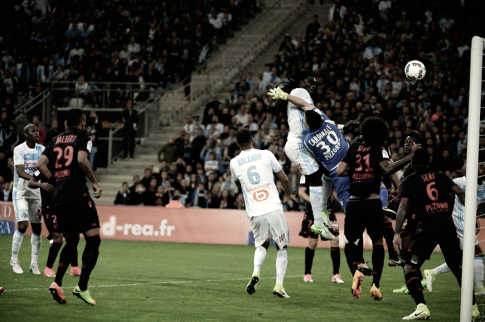 Resumen Olympique de Marsella - Niza: Evra decide un vibrante duelo en la Costa Azul