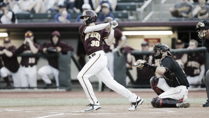 #19 Minnesota Golden Gophers defeat Illinois Fighting Illini 3-1, solidify lead in conference standings