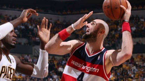 Tracollo Indiana, Gortat e Wall passeggiano sui Pacers