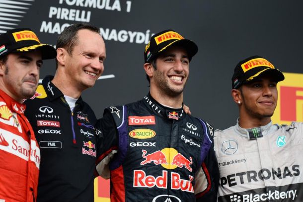 F1, GP d'Ungheria: Ricciardo bis, Hamilton dai box al podio