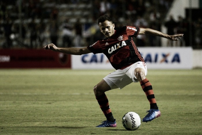 Flamengo poupa titulares, empata com Ceará e garante liderança do Grupo B da Primeira Liga