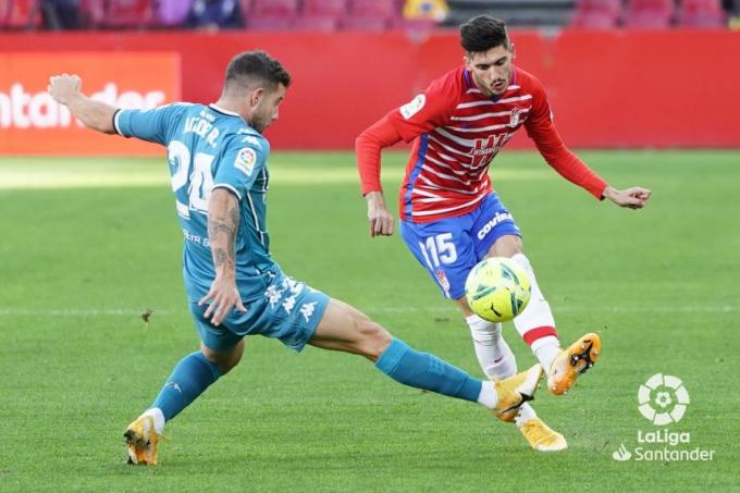 Resumen del Granada vs Betis en LaLiga 21-22 (1-2) Resumen del Granada vs Betis en LaLiga 21-22 (1-2)