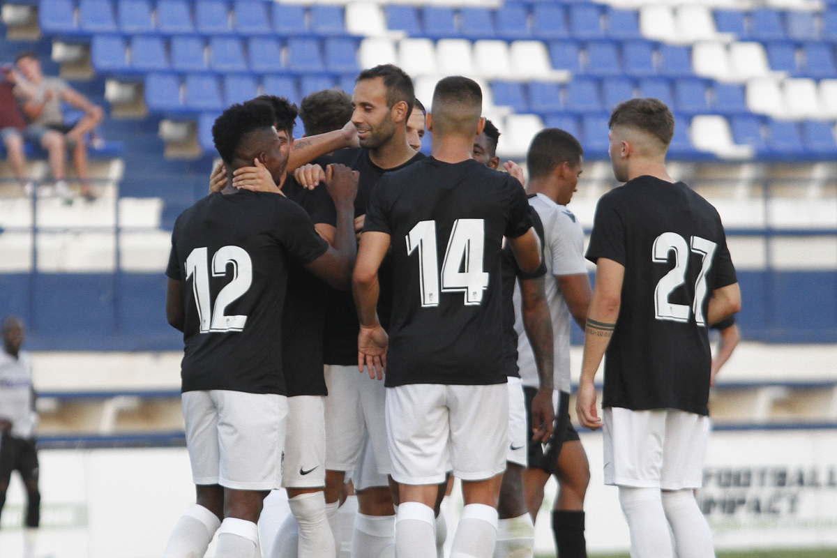 El Granada CF se impone a un rocoso Reading en el primer 'test' El Granada CF se impone a un rocoso Reading en el primer 'test'