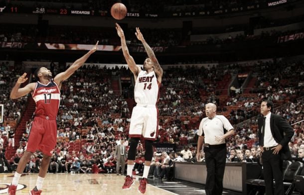 Nba preseason, Miami in volata su Washington. Cade ancora Dallas