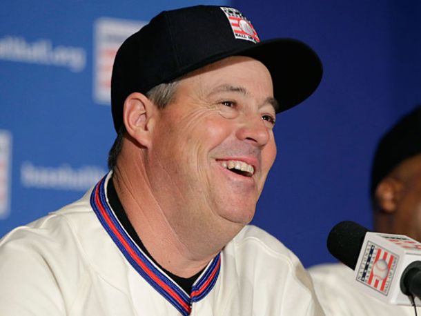 Greg Maddux Entering The Hall Of Fame Without An Atlanta Braves Cap Logo Is a Slap In The Face