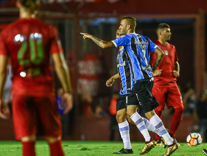 Notas: Luan e dupla de zaga se destacam em empate do Grêmio na Recopa
