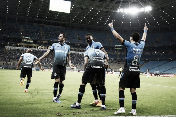 Com gol de Braian Rodríguez, Grêmio bate Figueirense e conquista primeira vitória no Brasileiro