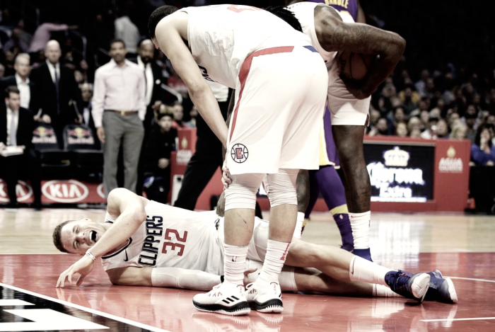 Blake Griffin se lesiona la rodilla izquierda y podría ser de gravedad