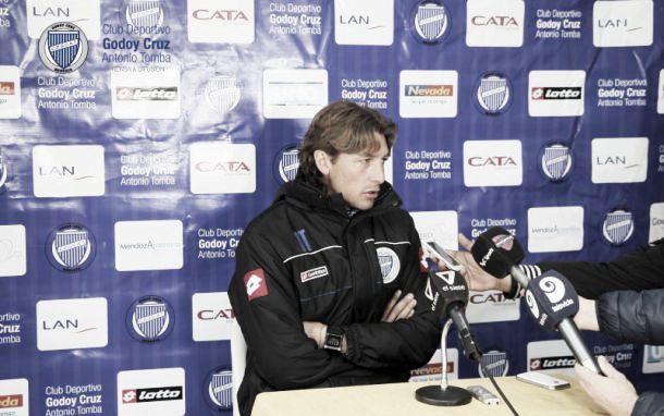 Heinze: "Me voy orgulloso de este equipo" Heinze: "Me voy orgulloso de este equipo"