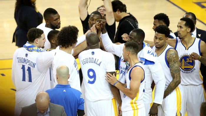 NBA Finals, Golden State banchetta alla Oracle Arena: le voci dei protagonisti NBA Finals, Golden State banchetta alla Oracle Arena: le voci dei protagonisti