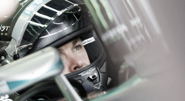 Nico Rosberg y Mercedes se imponen en los Libres 1 del GP de Austria