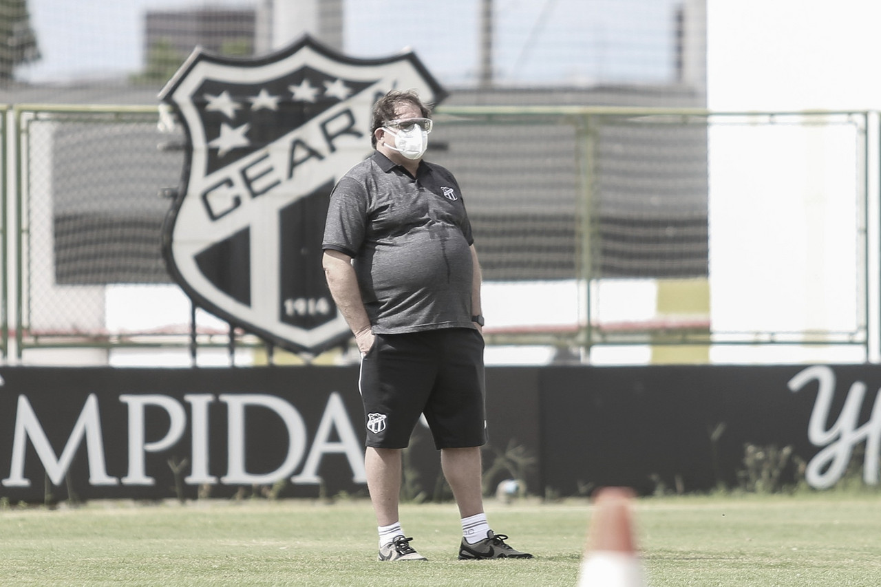 Guto Ferreira aponta erros e pede desculpas ao torcedor após derrota do Ceará no Brasileirão