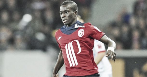 Gueye completes Villa move