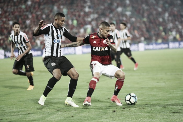 Na Vila Belmiro, Flamengo defende vantagem contra Santos para avançar às semis