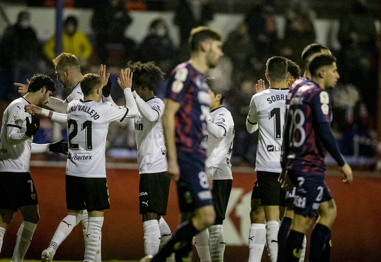 El Valencia concretó correctamente el trámite ante el Yeclano El Valencia concretó correctamente el trámite ante el Yeclano