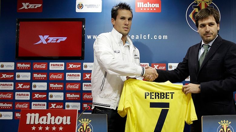 Presentación de Jérémy Perbet como jugador del Villarreal/ Foto: villarrealcf.com