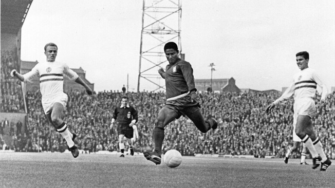 Portugal’s Eusebio in action against Hungary at England 1966