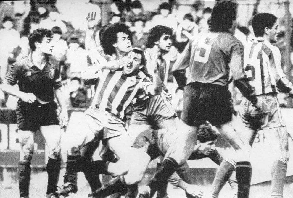 Imagen de la última victoria de Osasuna en El Molinón (1986). Fotografía: Navarrasport.