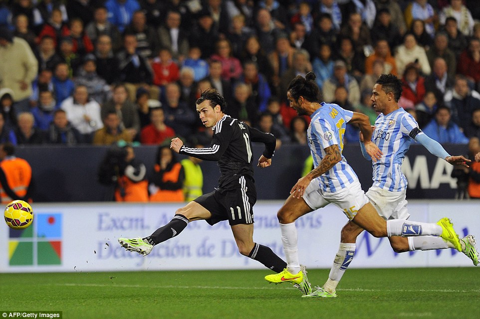 Malaga 1 2 Real Madrid Benzema Bale Keep Real Top Of The League Vavel International