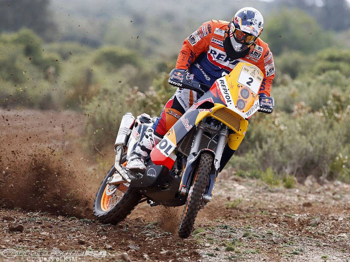 Marc Coma durante el Dakar 2006 | Imagen: Motorcycle USA