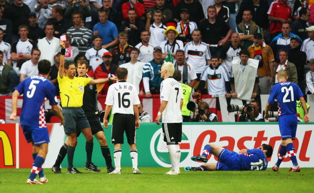 Schweinsteiger (middle) sent off for a bad reaction to a Leko tackle 