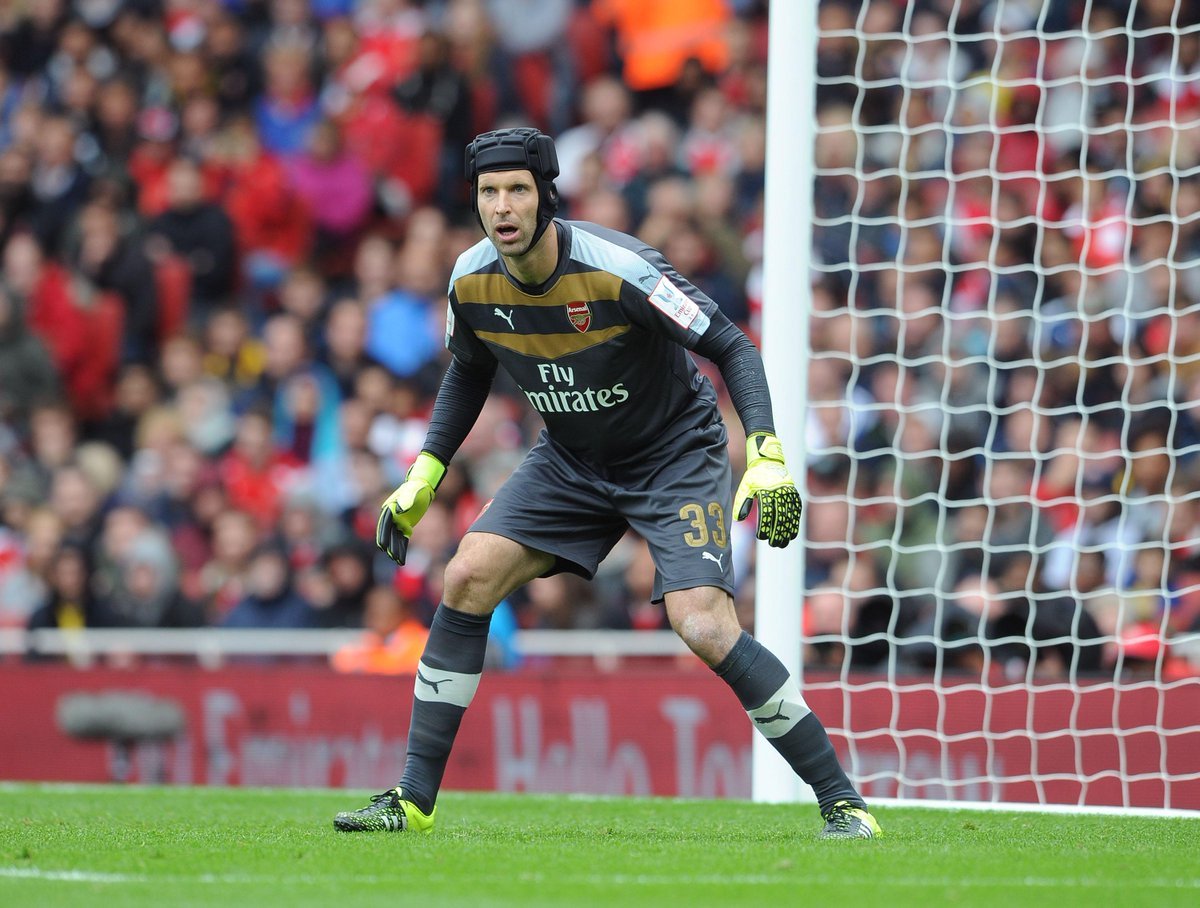 Cech in friendly action for the Gunners