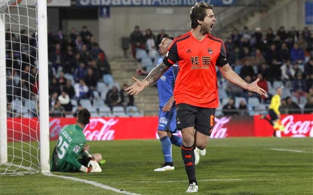 Iñigo celebra un gol. Foto via sport