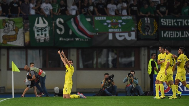 Baptistao celebra el gol ante el Rapid Viena. Fotografía: UEFA